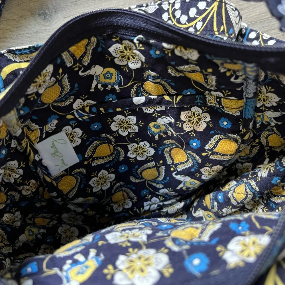 Vera Bradley purse - Picture 6 of 10